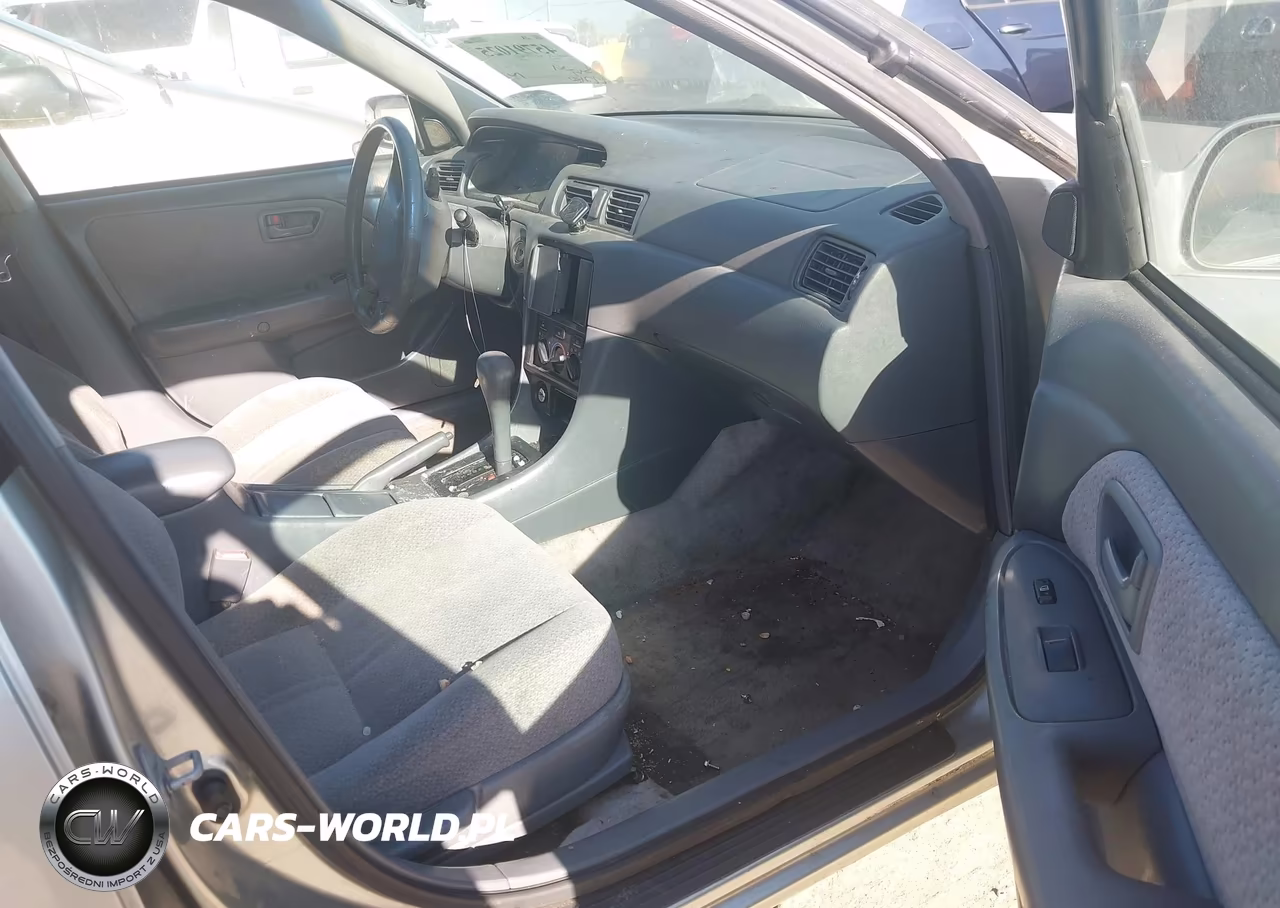 2000 Toyota Camry Le VIN:JT2BG22KXY0456915 - 5