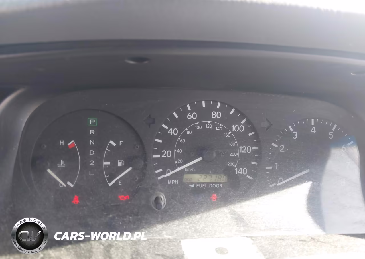 2000 Toyota Camry Le VIN:JT2BG22KXY0456915 - 7