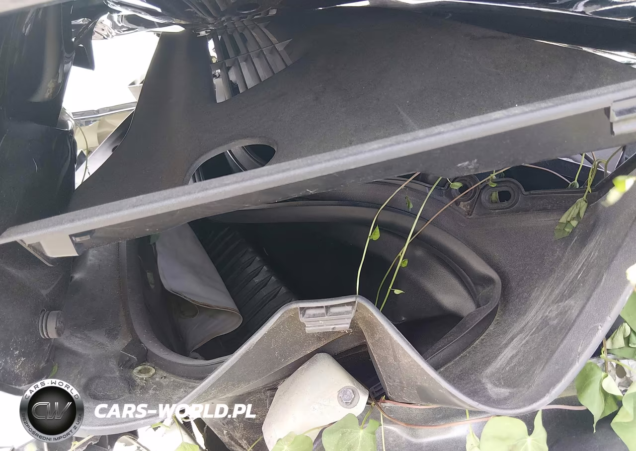 2025 Tesla Model Y Long Range Dual Motor Rear-Wheel Drive VIN:7SAYGDEDXSA378946 - 10