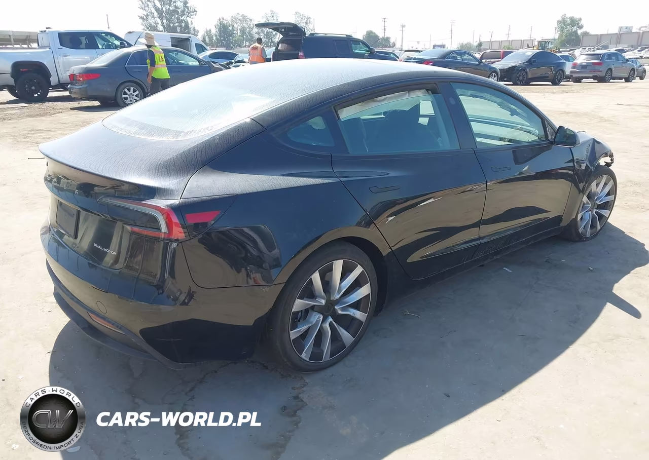 2024 Tesla Model 3 Long Range Dual Motor All-Wheel Drive VIN:5YJ3E1EB2RF801963 - 4