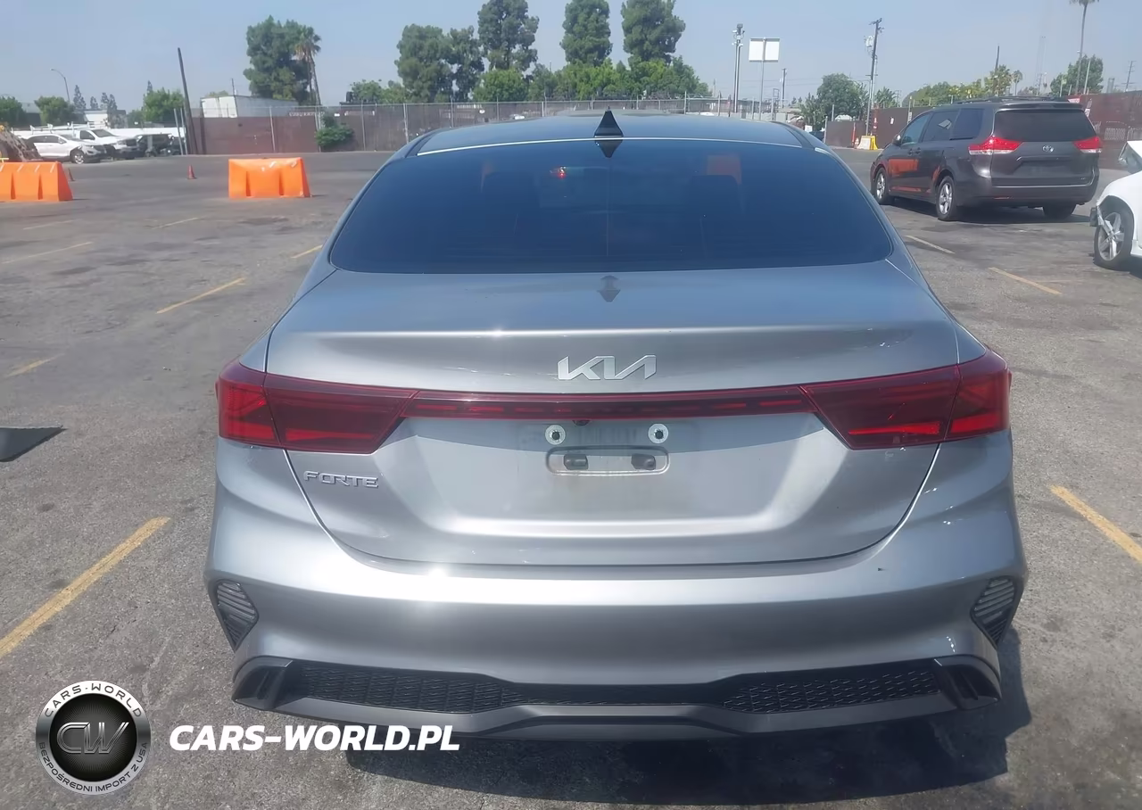 2023 Kia Forte Lxs VIN:3KPF24AD1PE669067 - 16