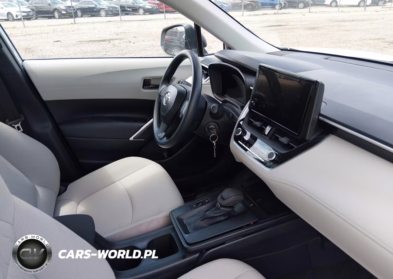 2026 Toyota Corolla Cross L VIN:7MUAAABG5TV191097 - 5
