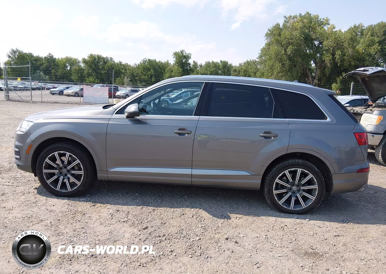 2017 Audi Q7 3.0T Premium VIN:WA1LAAF76HD028808 - 14