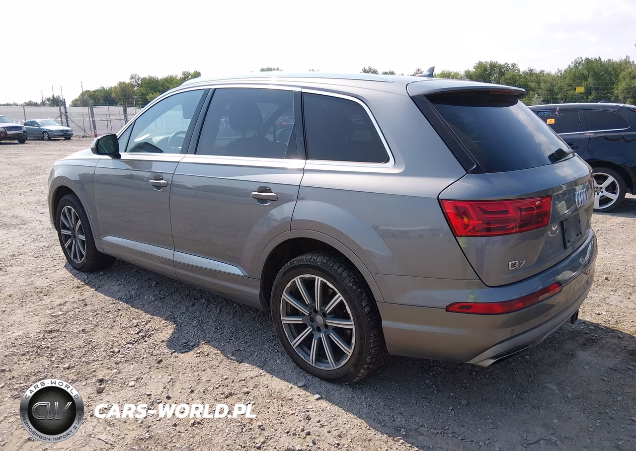 2017 Audi Q7 3.0T Premium VIN:WA1LAAF76HD028808 - 3