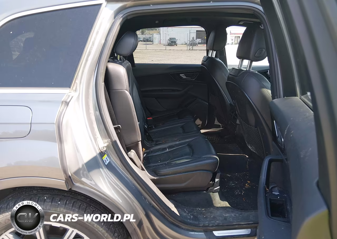 2017 Audi Q7 3.0T Premium VIN:WA1LAAF76HD028808 - 8