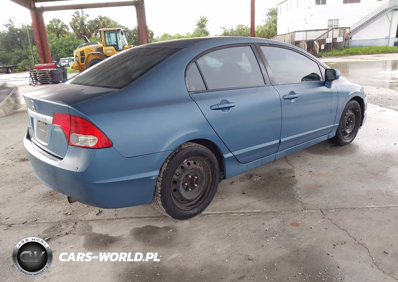 2010 Honda Civic Lx VIN:2HGFA1F50AH560566 - 4