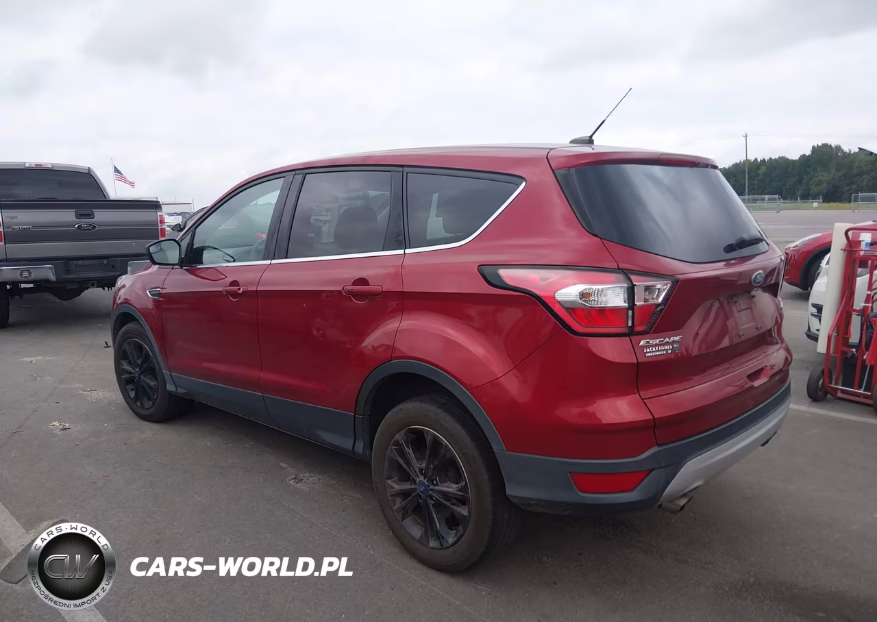 2017 Ford Escape Se VIN:1FMCU0GD9HUC90328 - 3