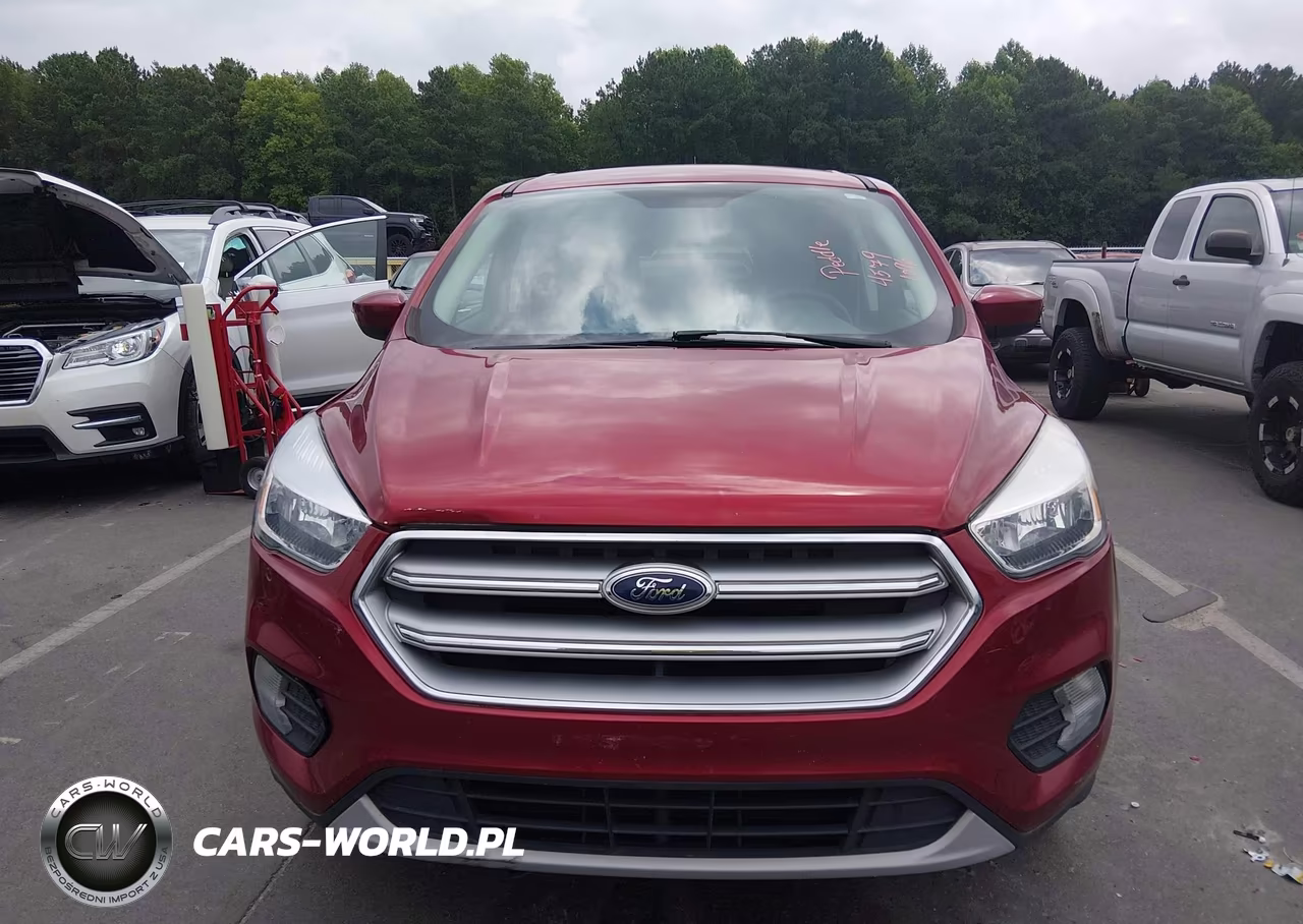 2017 Ford Escape Se VIN:1FMCU0GD9HUC90328 - 6