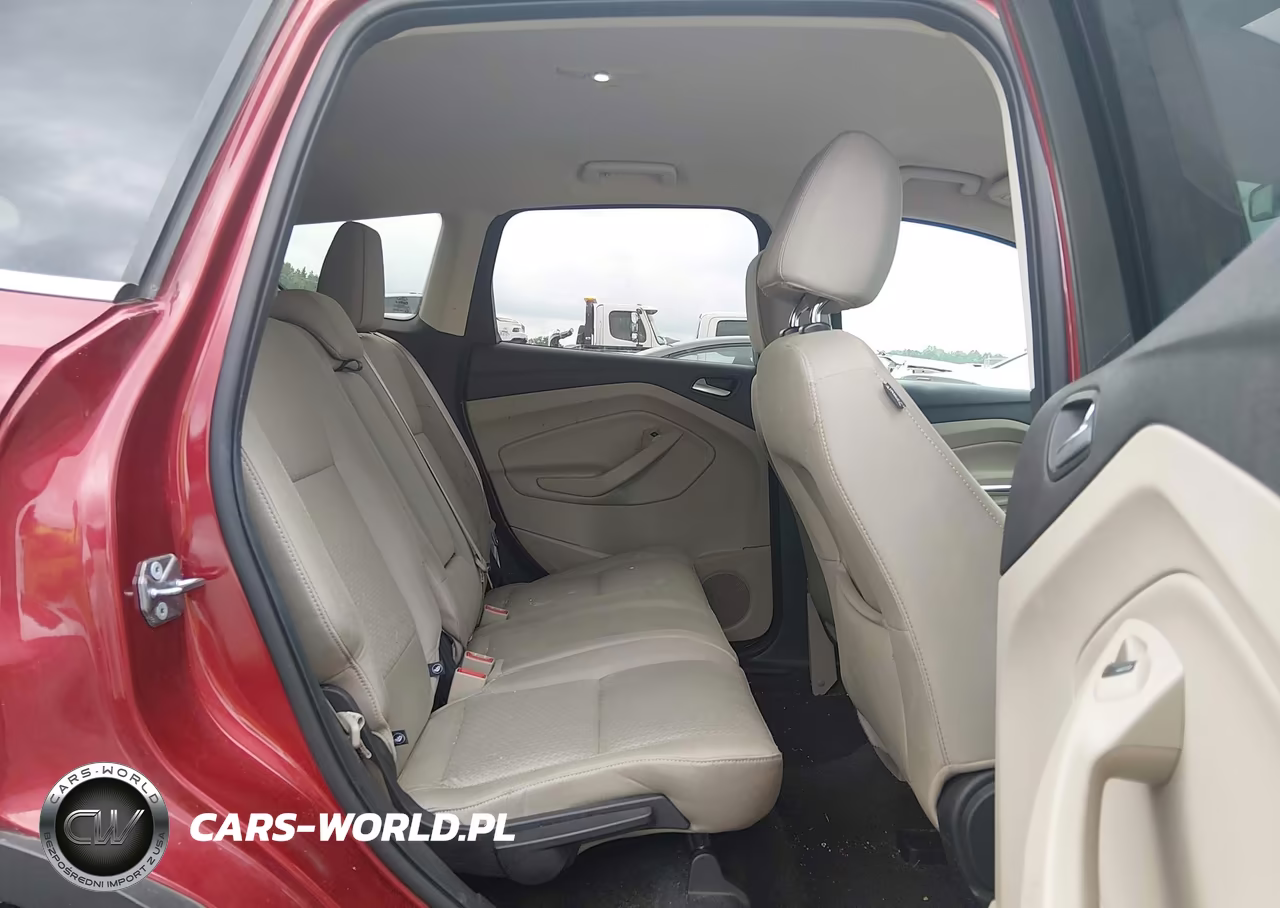 2017 Ford Escape Se VIN:1FMCU0GD9HUC90328 - 8