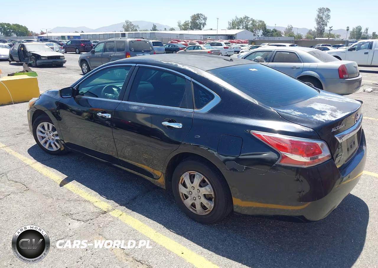 2015 Nissan Altima 2.5 S VIN:1N4AL3AP3FC204507 - 3