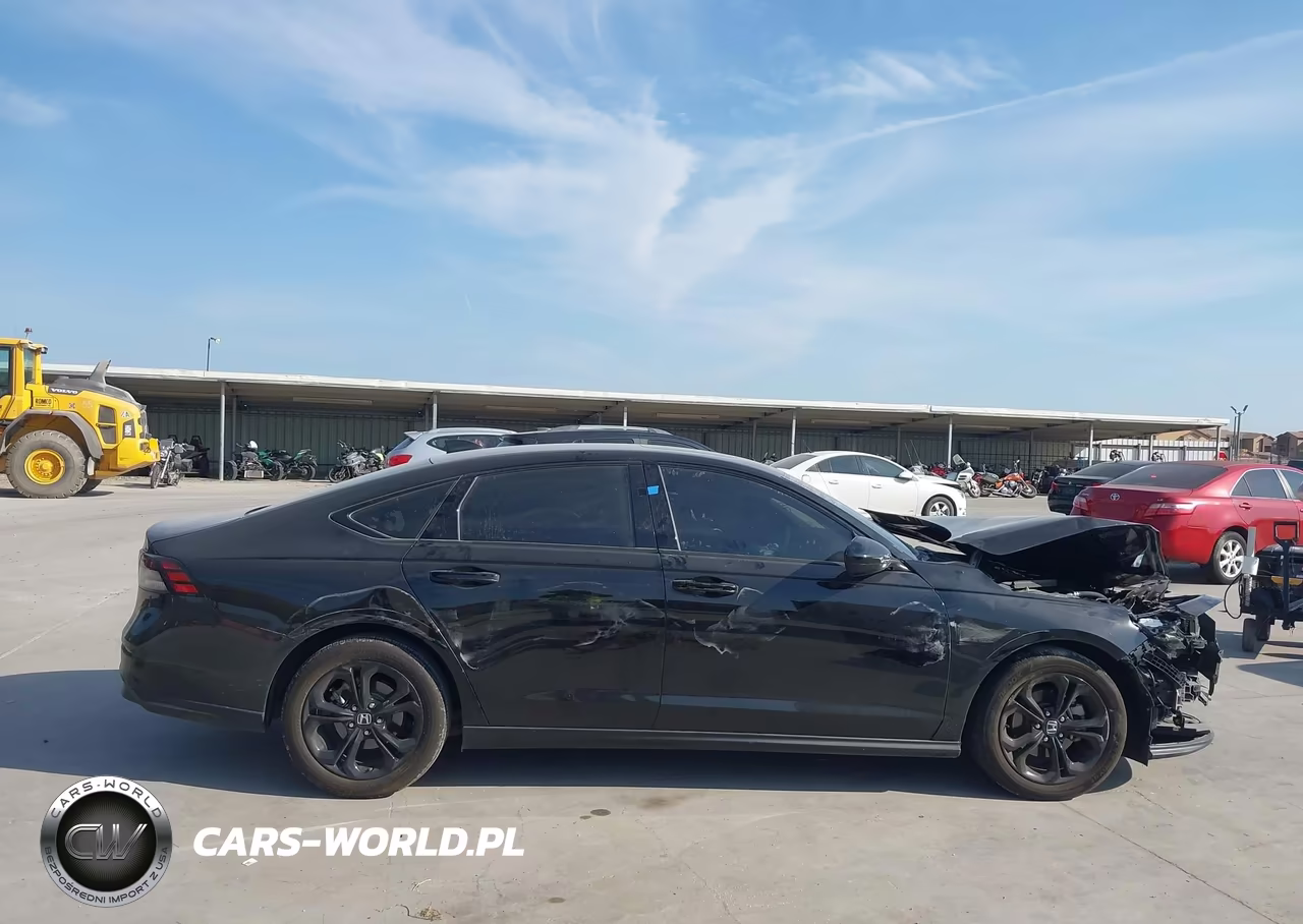 2025 Honda Accord Se VIN:1HGCY1F45SA038649 - 14