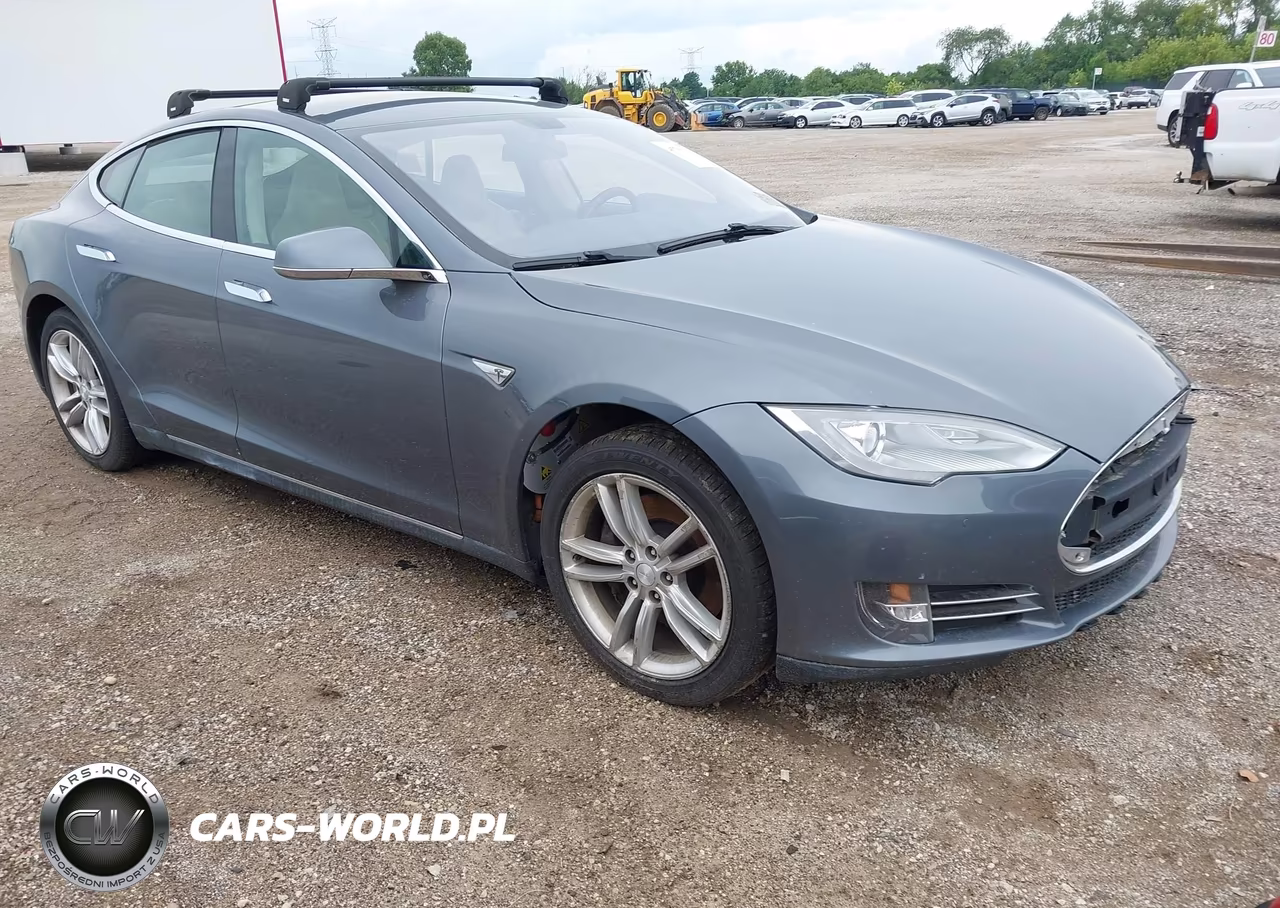 2013 Tesla Model S
