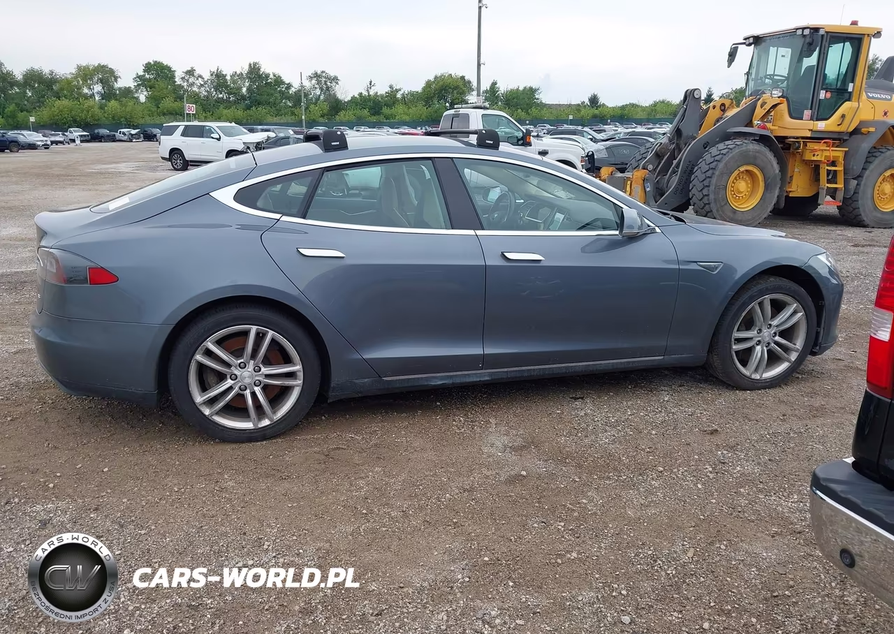 2013 Tesla Model S VIN:5YJSA1CN0DFP27021 - 14