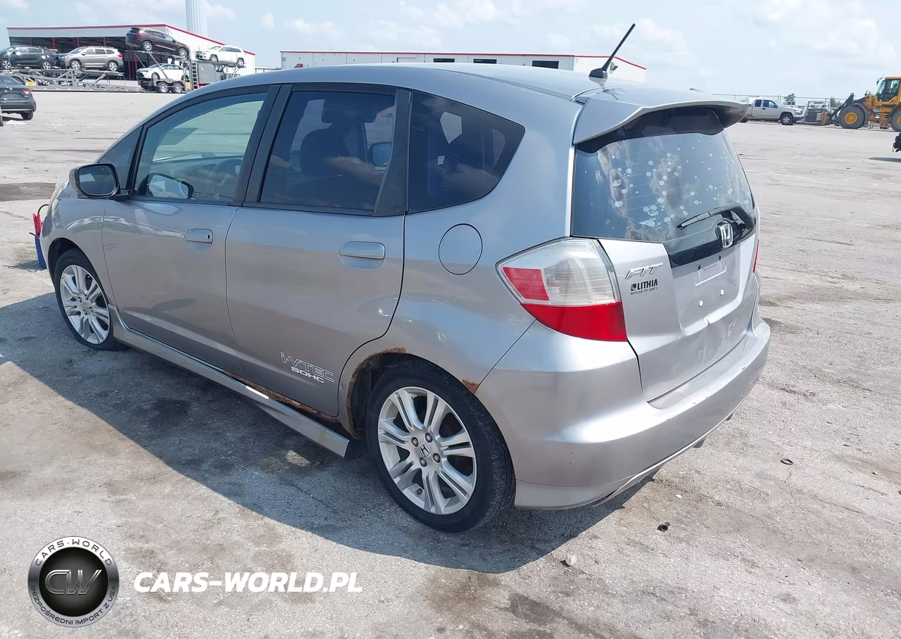 2009 Honda Fit Sport VIN:JHMGE88449S035324 - 3