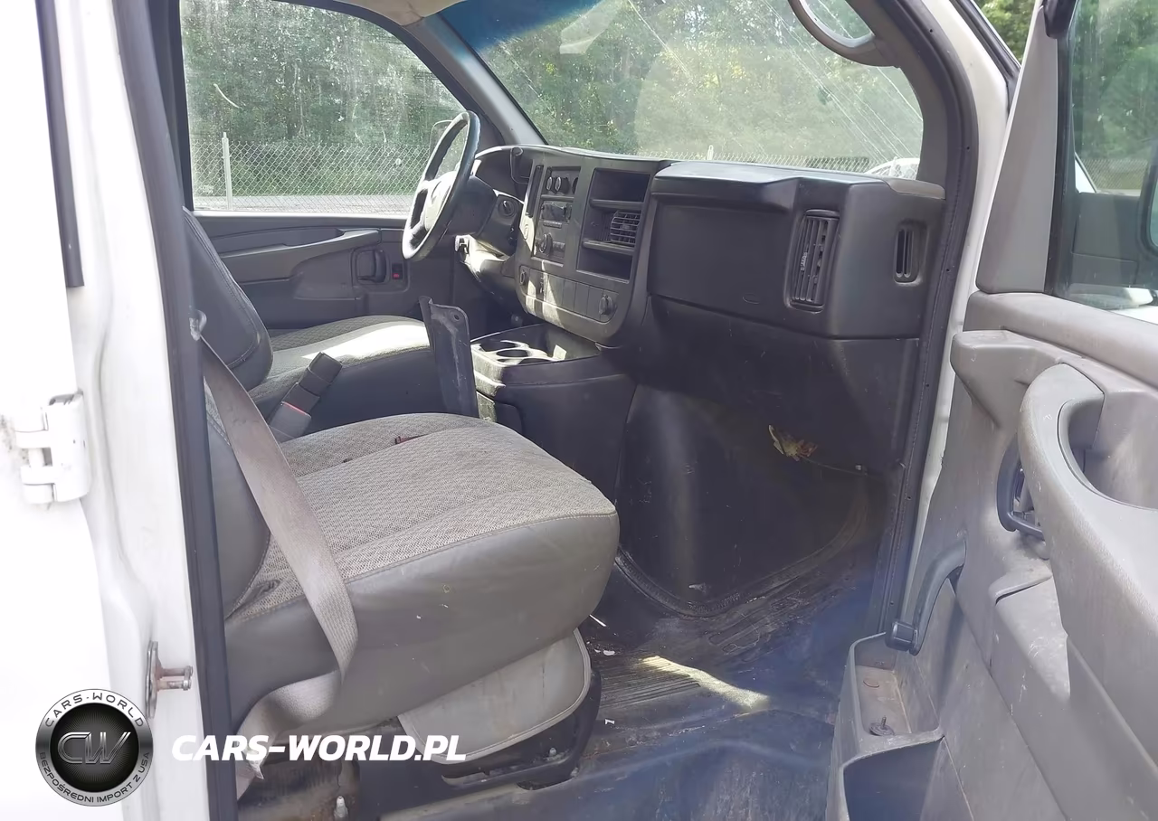 2009 Chevrolet Express Cargo Van Work Van VIN:1GCGG29C791158345 - 5