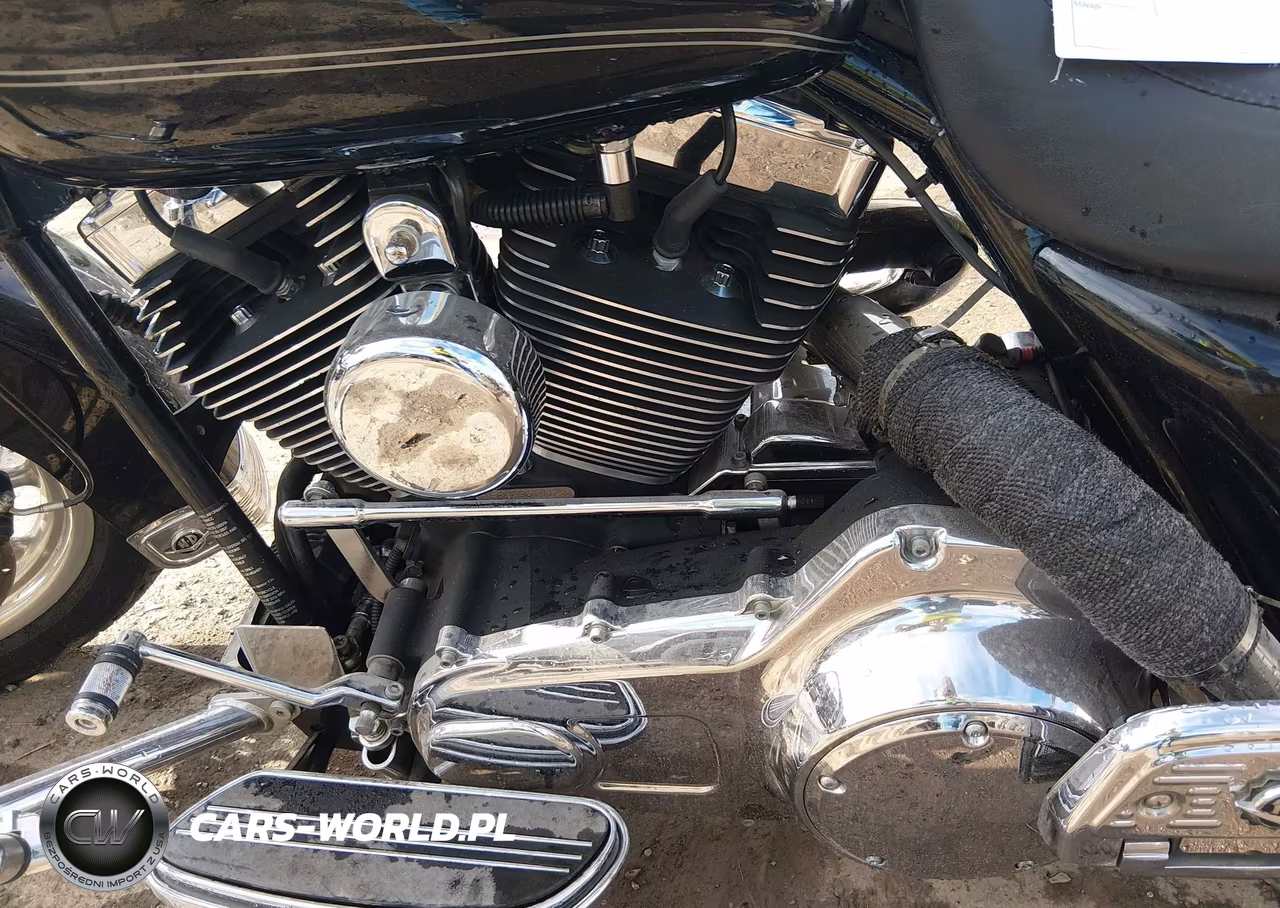 2007 Harley-Davidson Flhrci VIN:1HD1FR4147Y661017 - 9