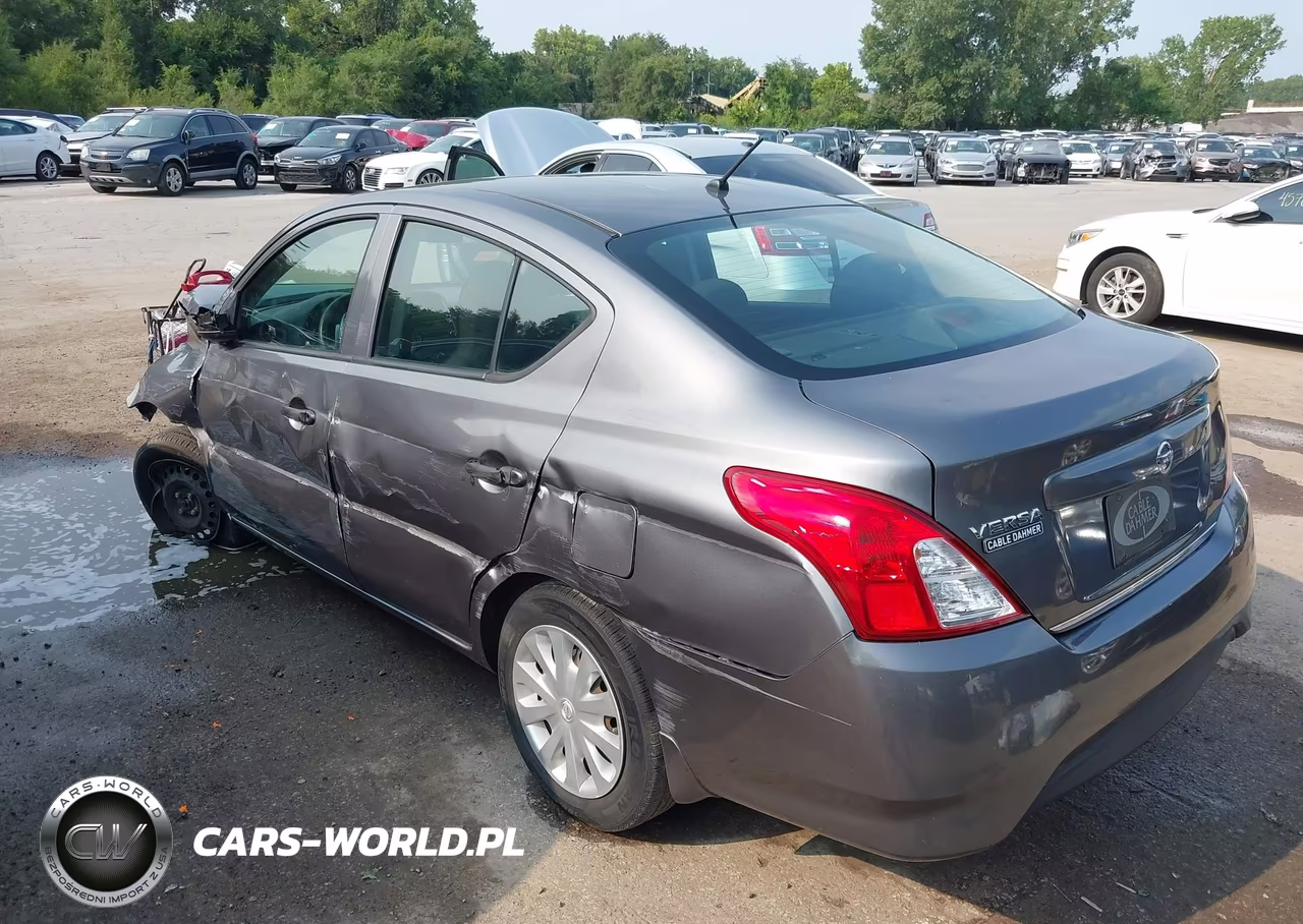 2017 Nissan Versa 1.6 S VIN:3N1CN7AP6HL860134 - 3