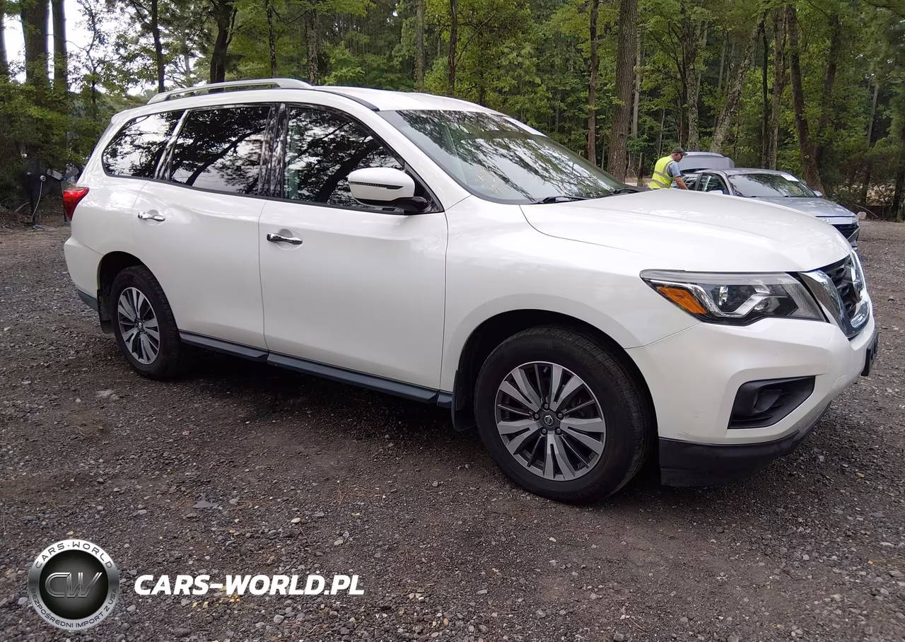 2017 Nissan Pathfinder Sv – zdjęcie 1 z 16