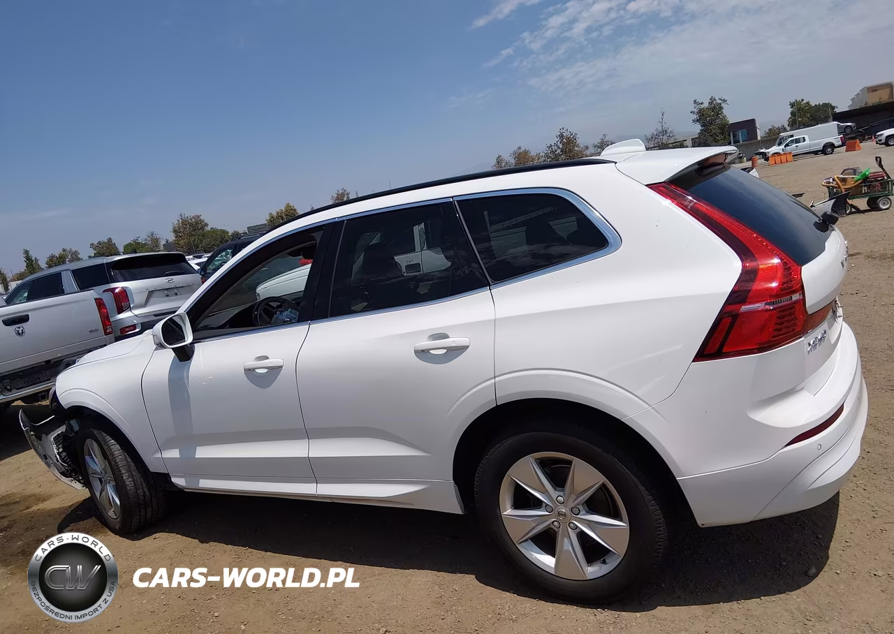 2022 Volvo Xc60 B5 Momentum VIN:YV4L12RKXN1019924 - 14