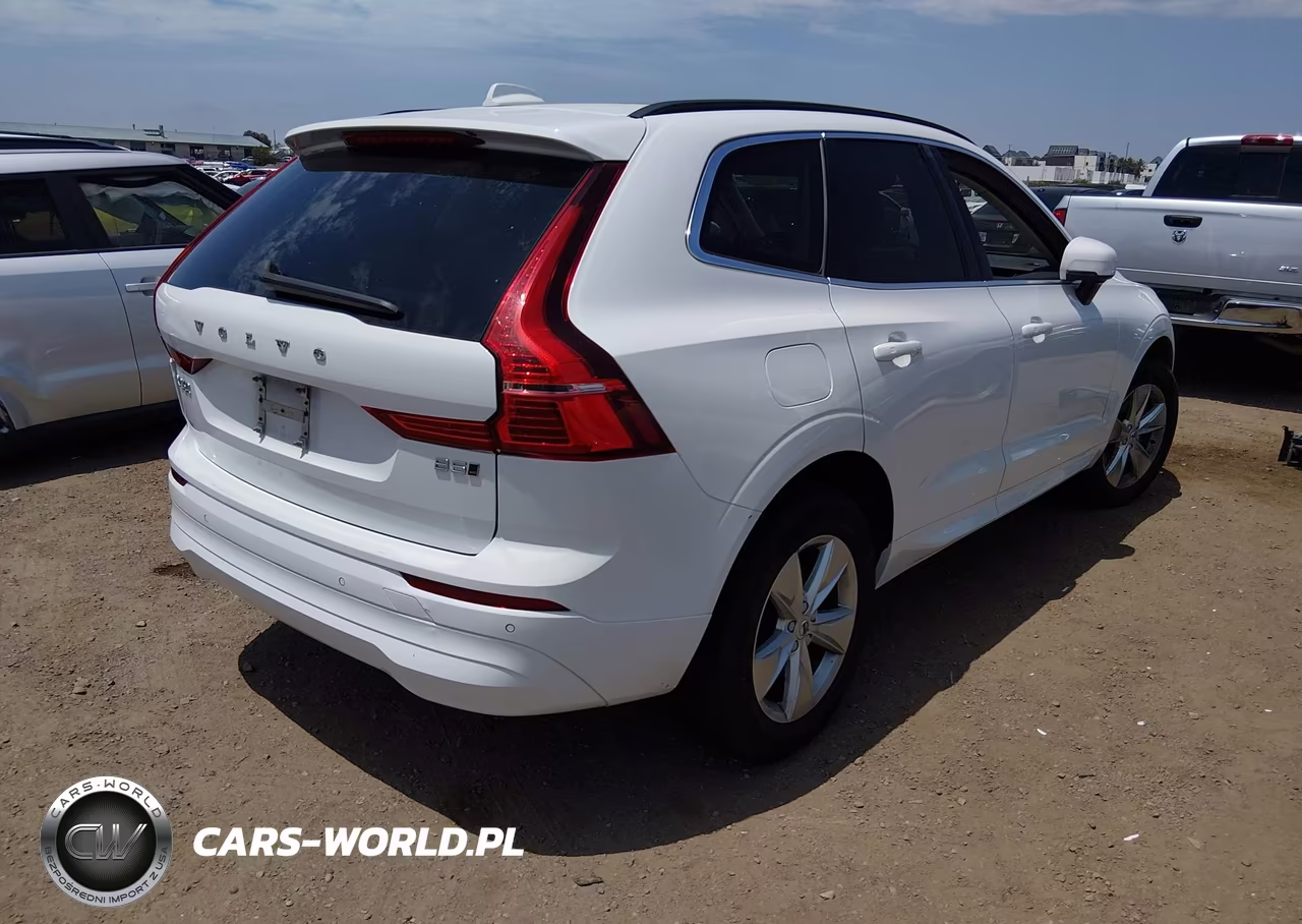 2022 Volvo Xc60 B5 Momentum VIN:YV4L12RKXN1019924 - 4