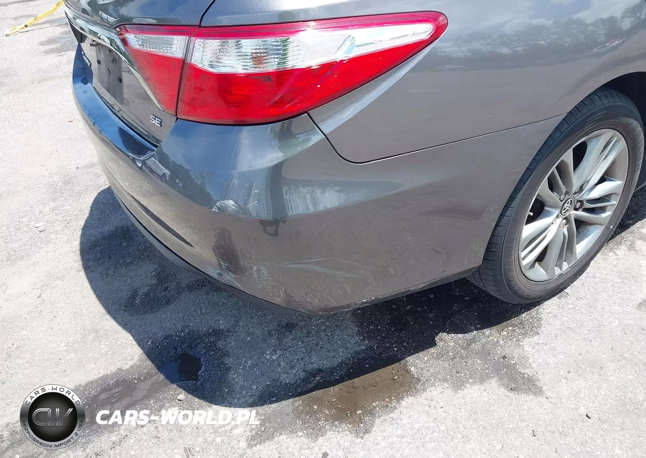 2015 Toyota Camry Se VIN:4T1BF1FK9FU882868 - 18
