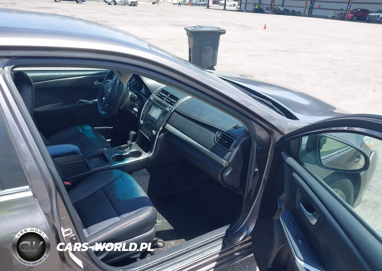 2015 Toyota Camry Se VIN:4T1BF1FK9FU882868 - 5