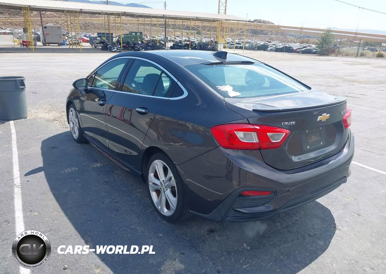2016 Chevrolet Cruze Premier Auto VIN:1G1BG5SM0G7323251 - 3