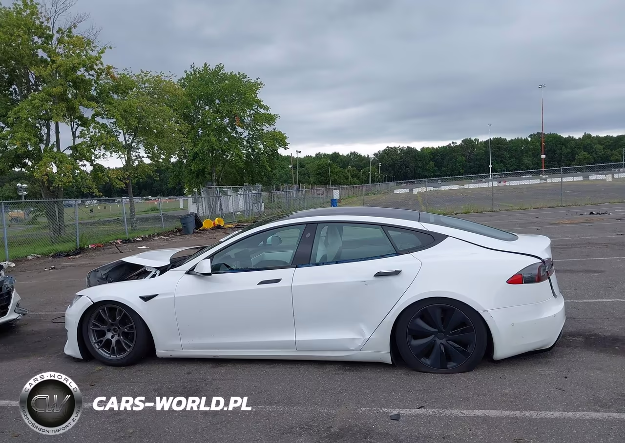 2021 Tesla Model S Long Range Dual Motor All-Wheel Drive VIN:5YJSA1E52MF428532 - 14