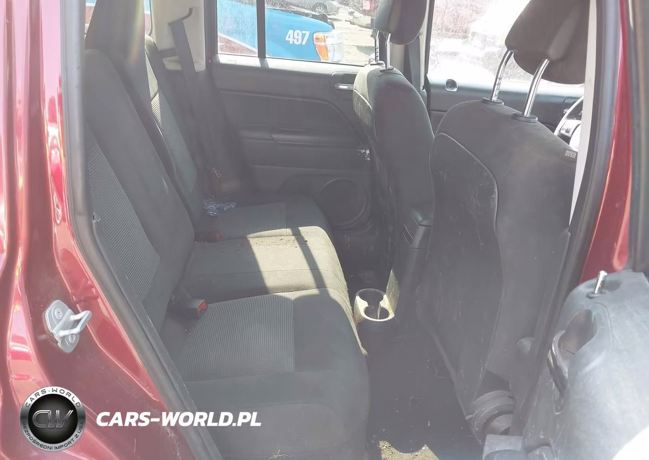 2015 Jeep Patriot Altitude Edition VIN:1C4NJPBA7FD372373 - 8