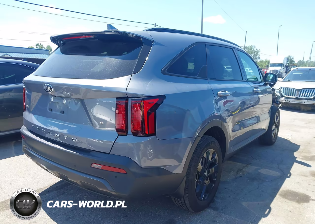 2021 Kia Sorento S VIN:5XYRLDLC2MG052094 - 4