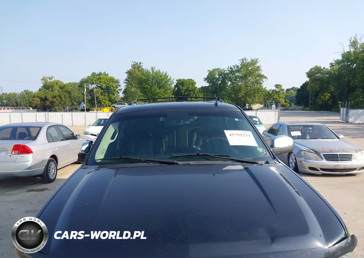 2010 Chevrolet Suburban 1500 Ltz VIN:1GNUKKE3XAR178755 - 15