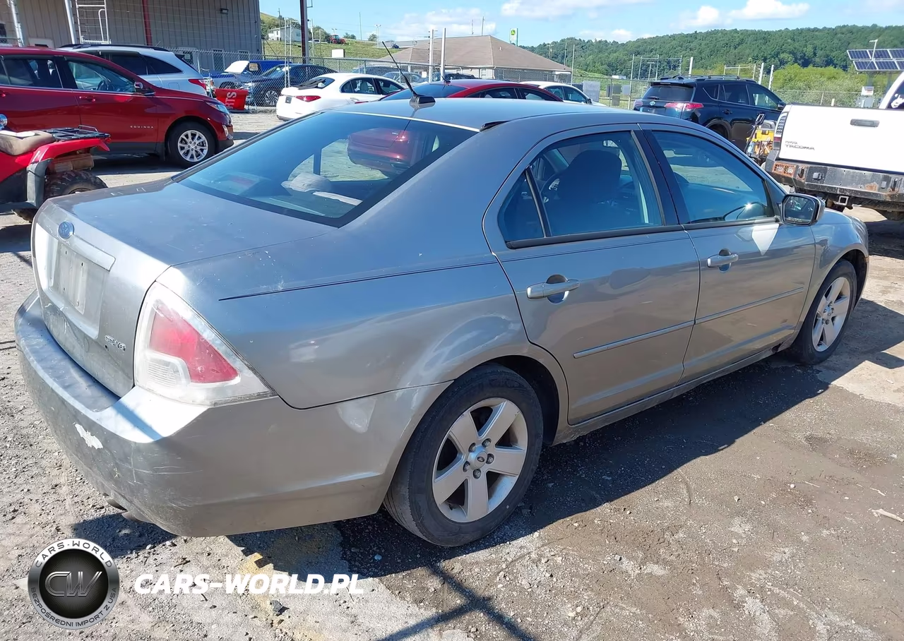 2009 Ford Fusion Se VIN:3FAHP07Z19R112375 - 4