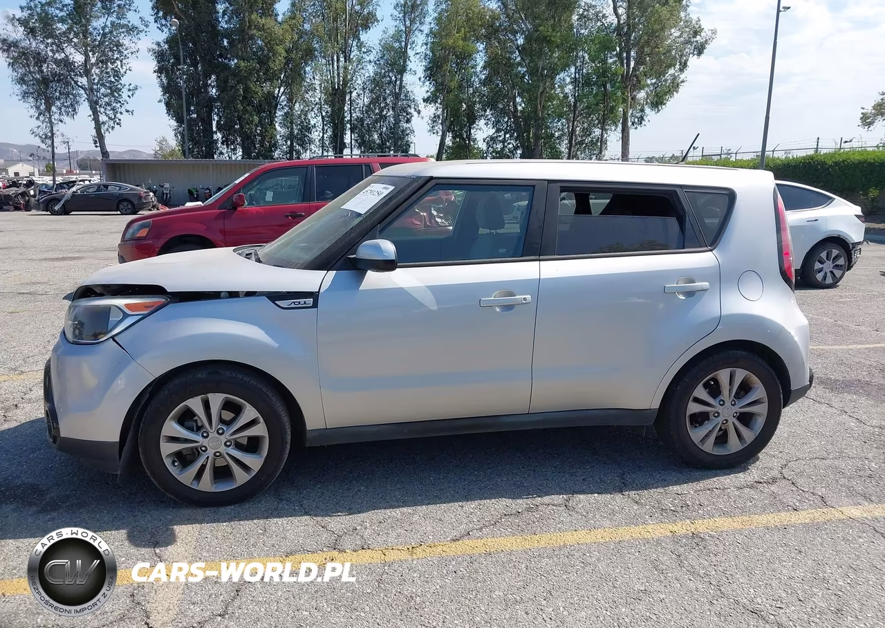 2016 Kia Soul + VIN:KNDJP3A55G7869447 - 14
