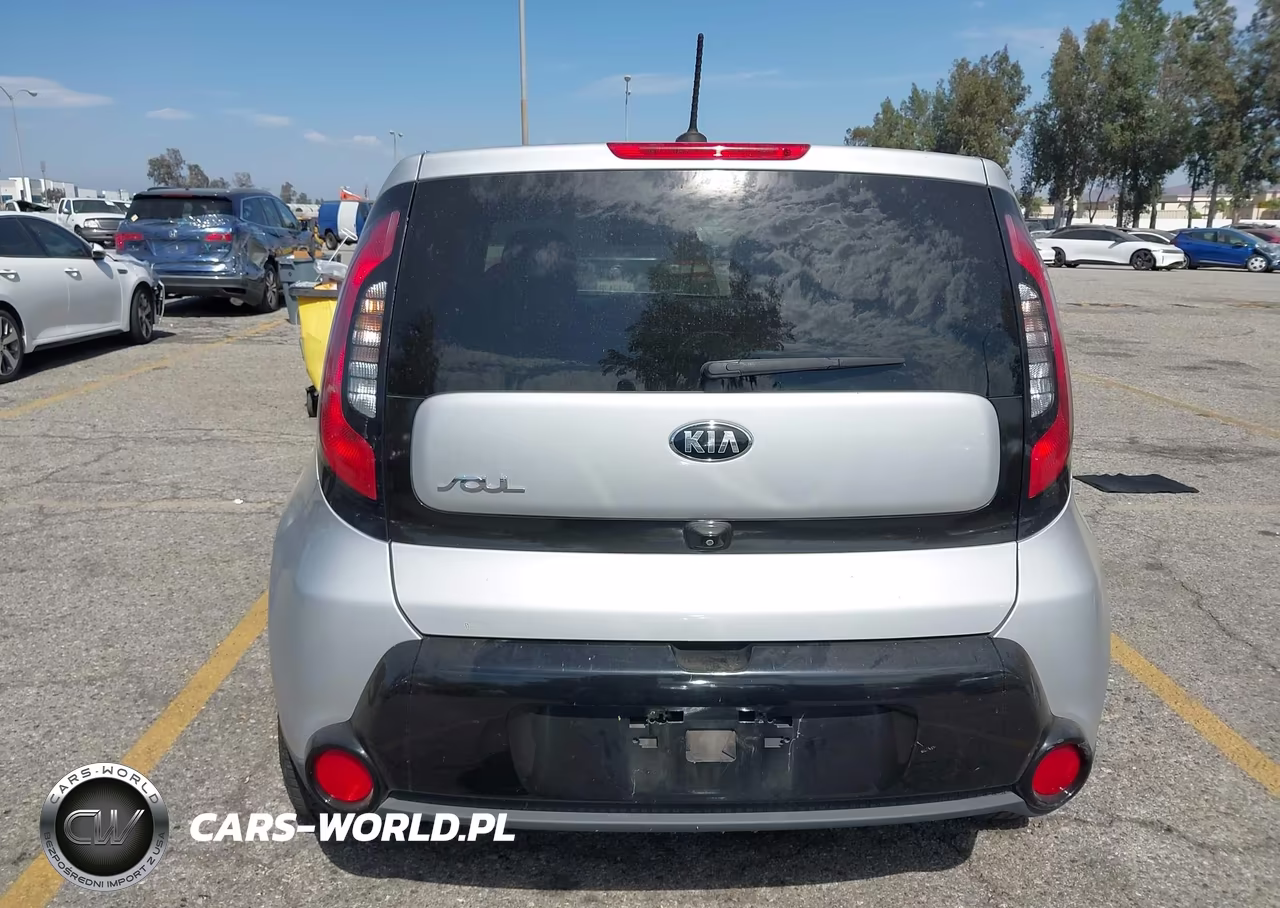 2016 Kia Soul + VIN:KNDJP3A55G7869447 - 16