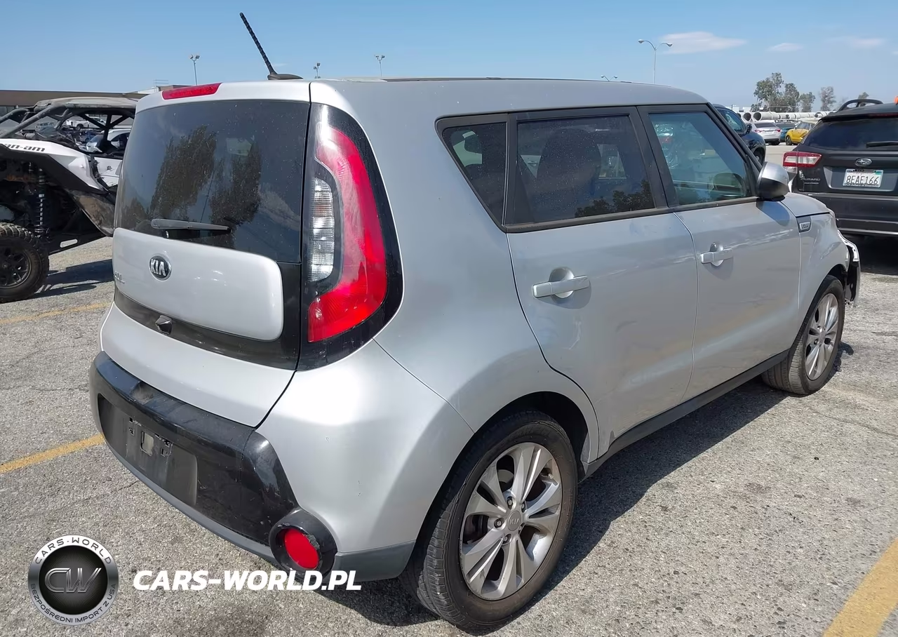 2016 Kia Soul + VIN:KNDJP3A55G7869447 - 4