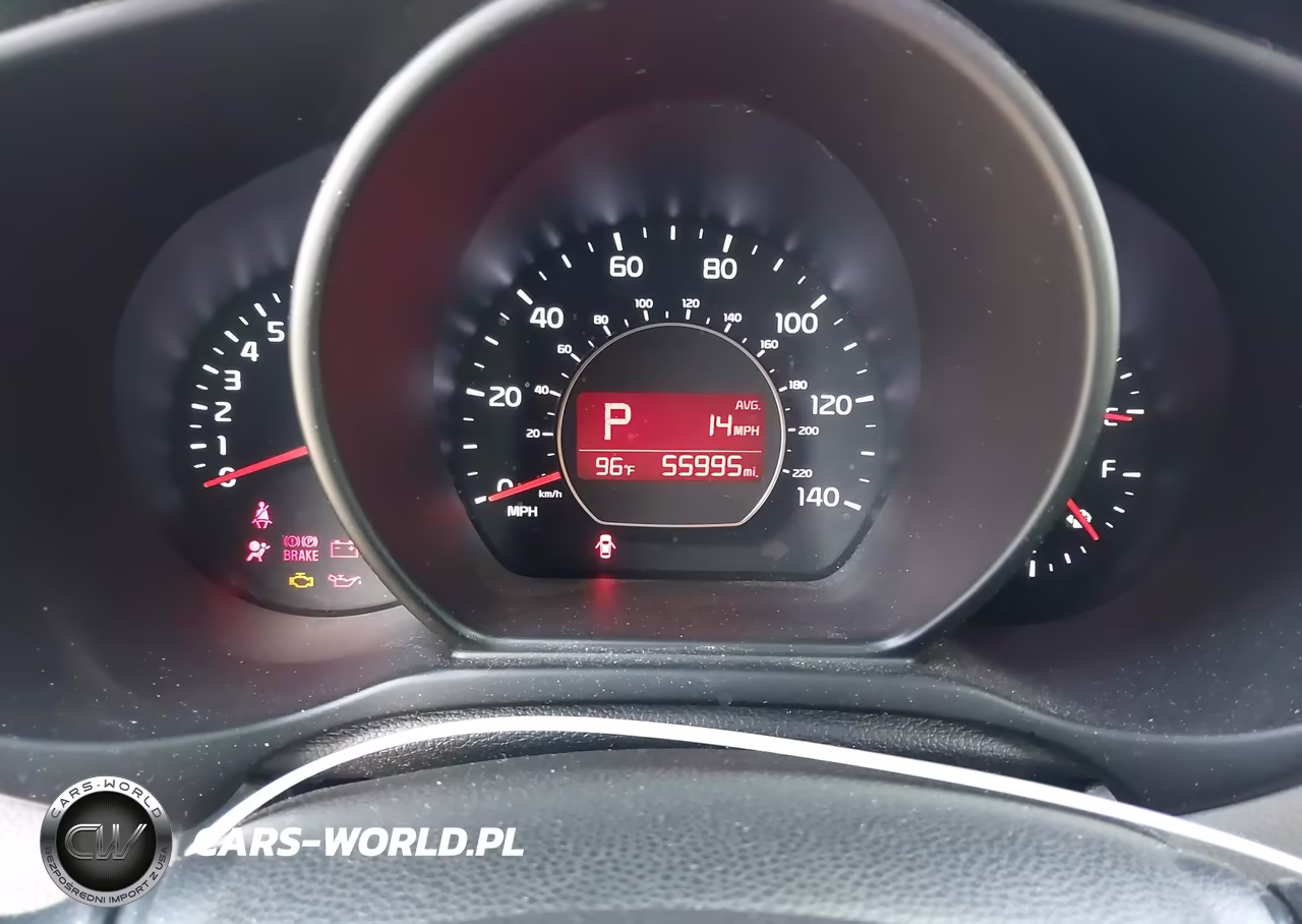 2016 Kia Soul + VIN:KNDJP3A55G7869447 - 7