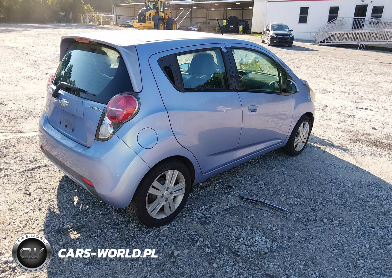 2015 Chevrolet Spark Ls Cvt VIN:KL8CB6S94FC709293 - 4