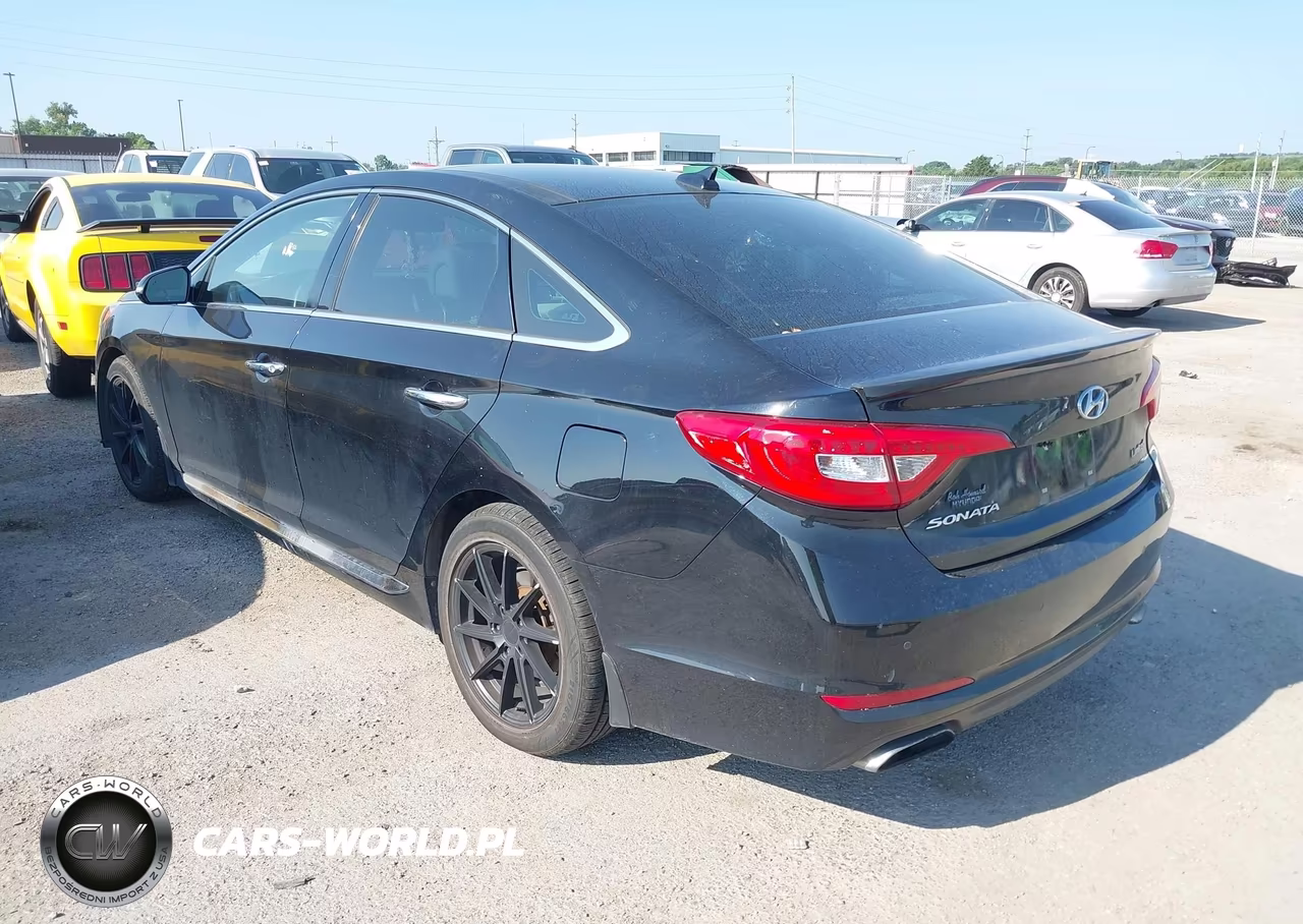 2016 Hyundai Sonata Limited VIN:5NPE34AF3GH333121 - 3