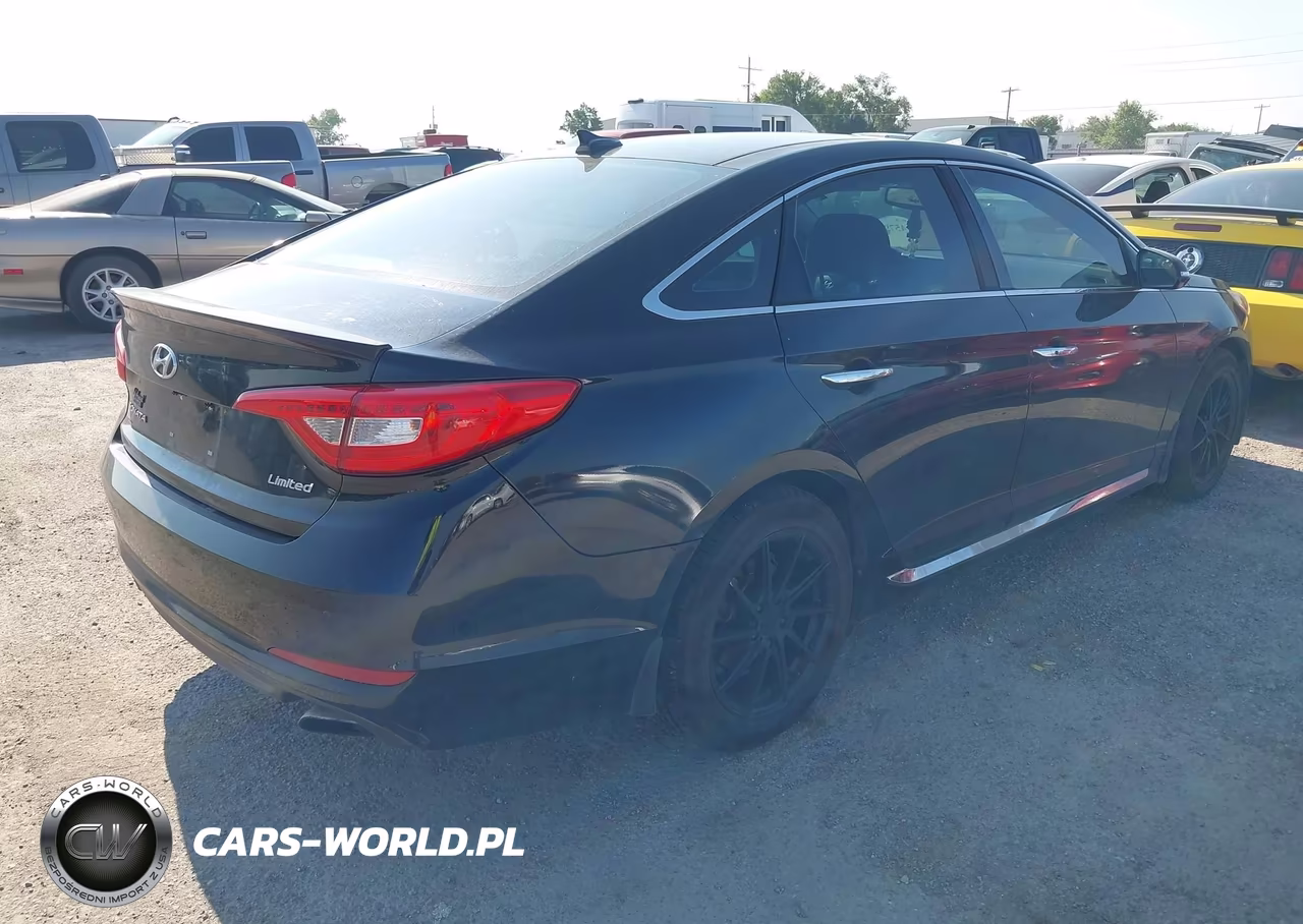 2016 Hyundai Sonata Limited VIN:5NPE34AF3GH333121 - 4