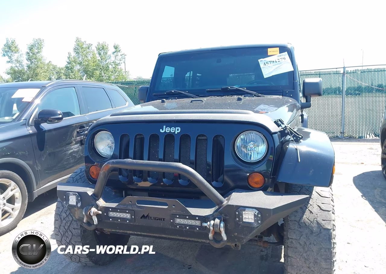 2011 Jeep Wrangler Unlimited 70Th Anniversary VIN:1J4BA7H13BL591447 - 13