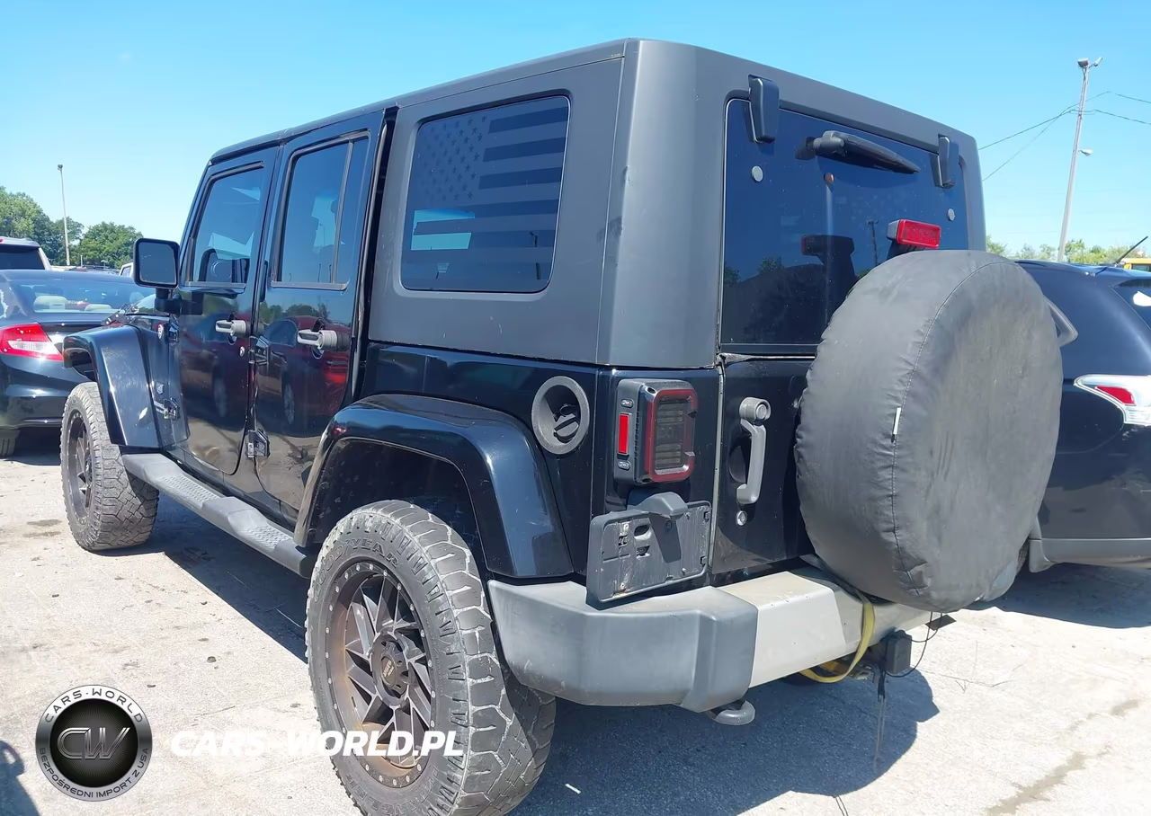 2011 Jeep Wrangler Unlimited 70Th Anniversary VIN:1J4BA7H13BL591447 - 3
