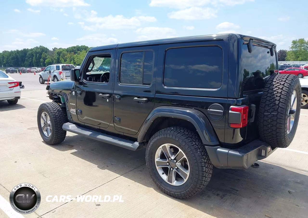 2021 Jeep Wrangler Unlimited Sahara 4X4 VIN:1C4HJXEG9MW801334 - 3