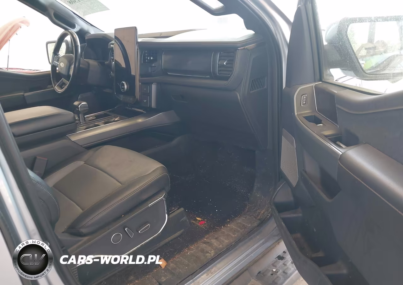 2022 Ford F-150 Lightning Lariat VIN:1FTVW1EL7NWG16733 - 5