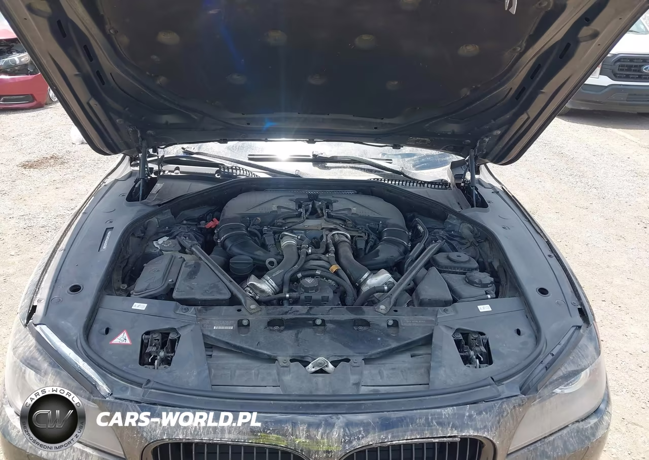 2012 BMW 750Li VIN:WBAKB8C59CC962872 - 10