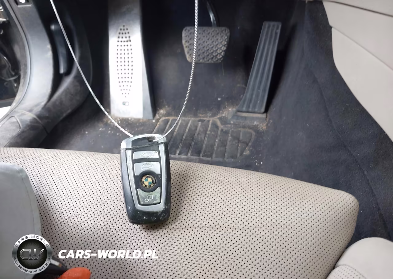 2012 BMW 750Li VIN:WBAKB8C59CC962872 - 11