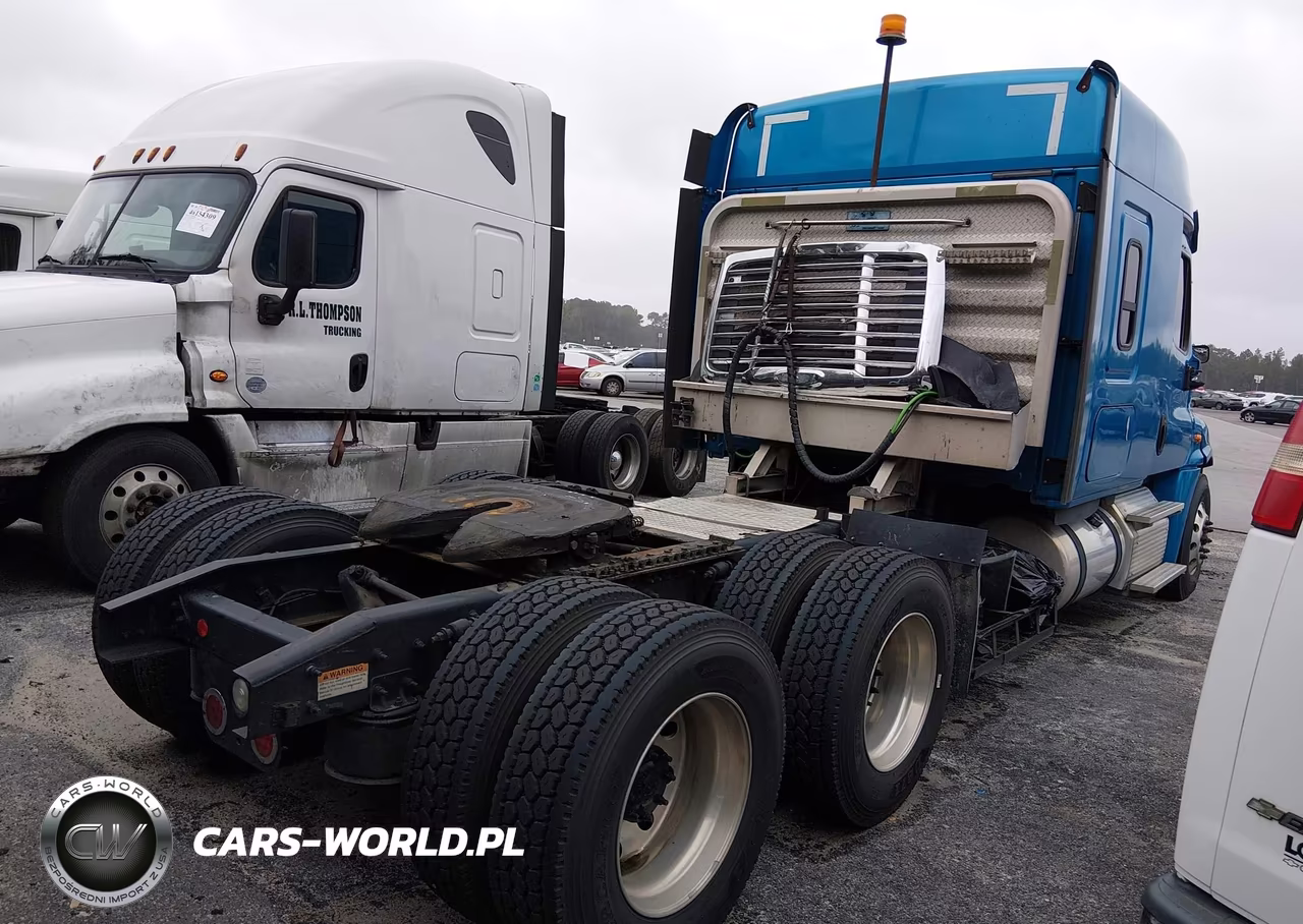 2018 Freightliner Cascadia 125 VIN:3AKJGLDR2JSJU1319 - 4