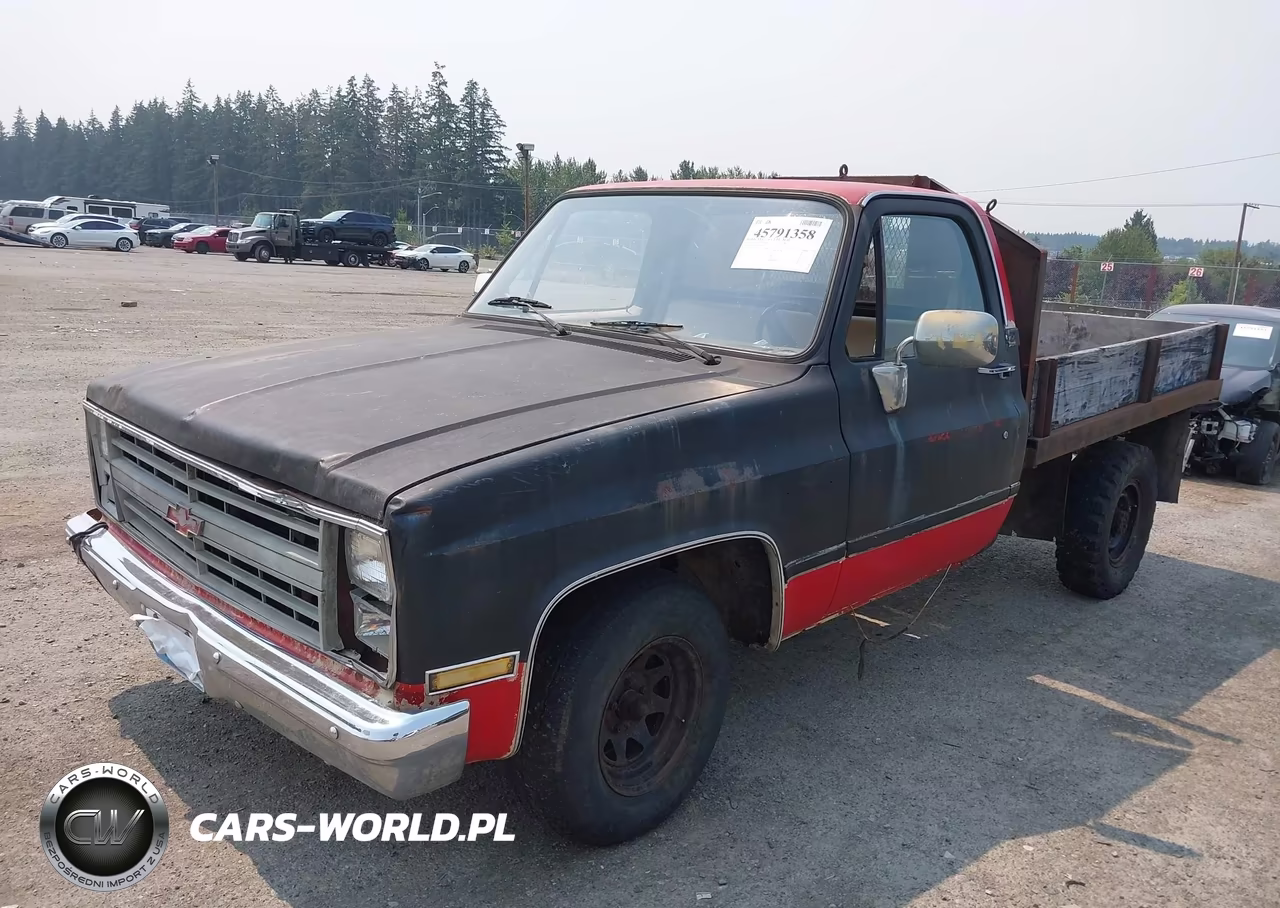1985 Chevrolet C10 VIN:1GCEC14H5FJ185202 - 2