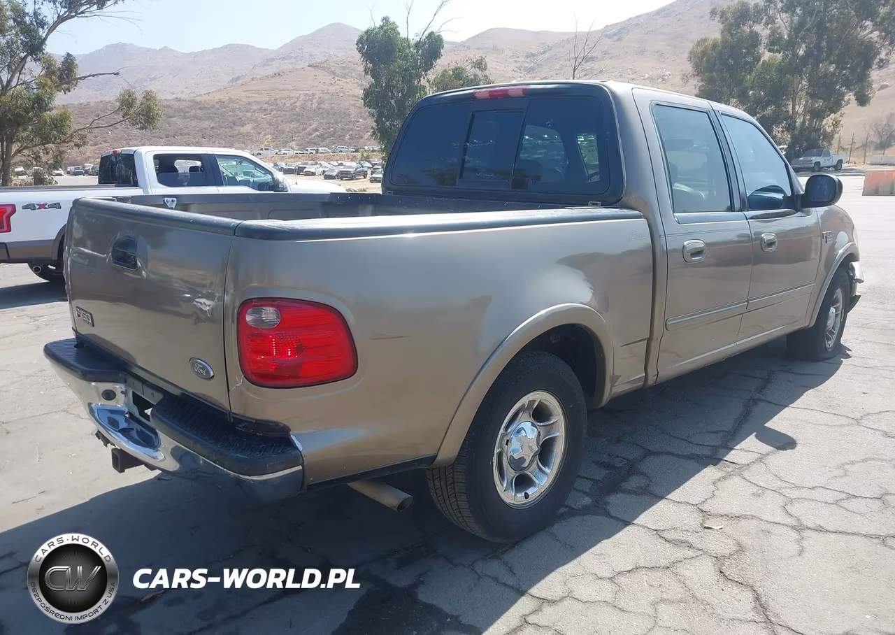 2001 Ford F-150 Harley-Davidson Edition-King Ranch Edition-Lariat-Xlt VIN:1FTRW07L11KF81827 - 4