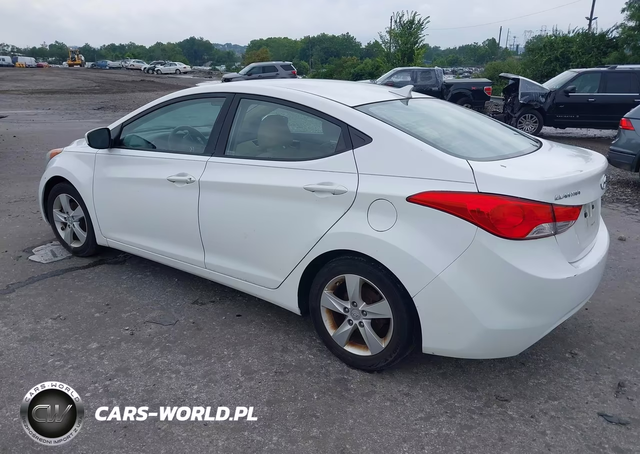 2013 Hyundai Elantra Gls VIN:5NPDH4AEXDH337781 - 3