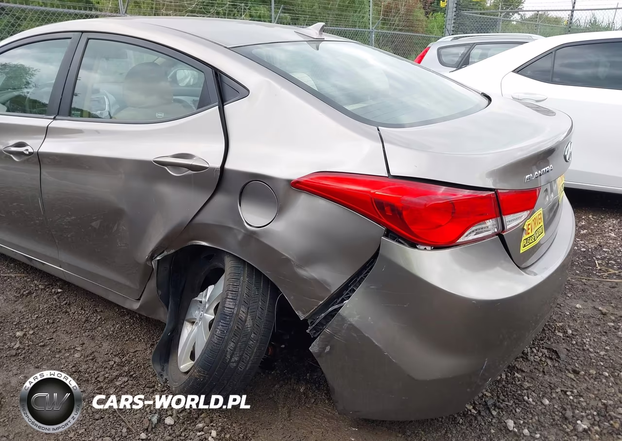 2011 Hyundai Elantra Gls VIN:5NPDH4AEXBH008978 - 6